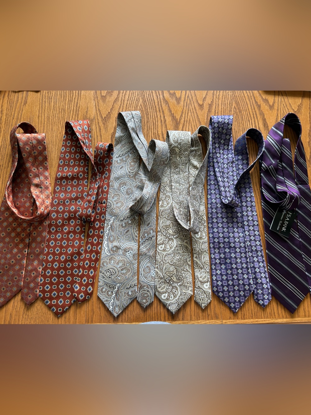 Jos A Bank 100% Silk Ties / 2 Used / 4 NWT